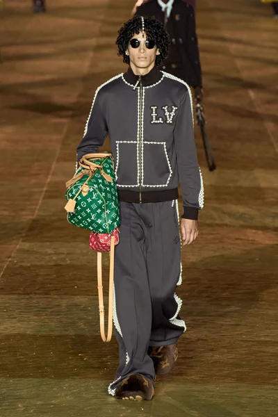 Look 55